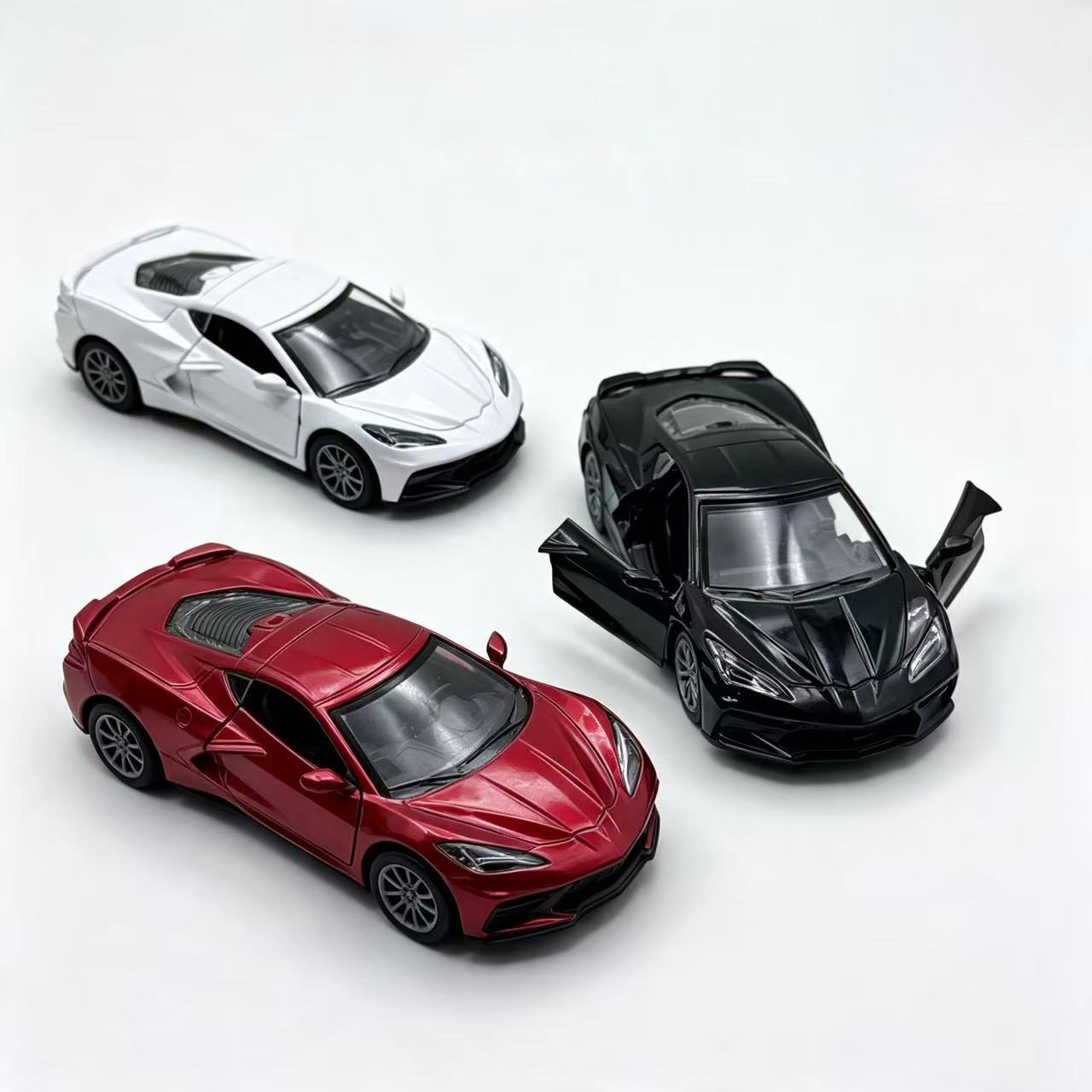 スケールキャストシミュレーション合金製おもちゃの車、ドアが開 - Kids Toys Young のレビューと価格